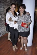 Sharon Prabhakar, Raell Padamsee at Splendour collection launch hosted by Nisha Jamwal in Mumbai on 27th Nov 2012 (83).JPG